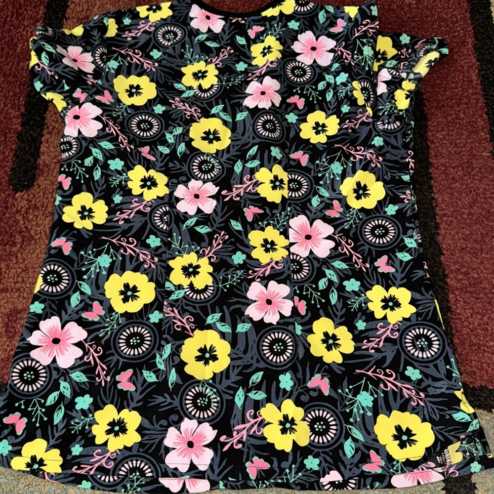 Scrubfinity Performx Scrub Top - Picture 3 of 4